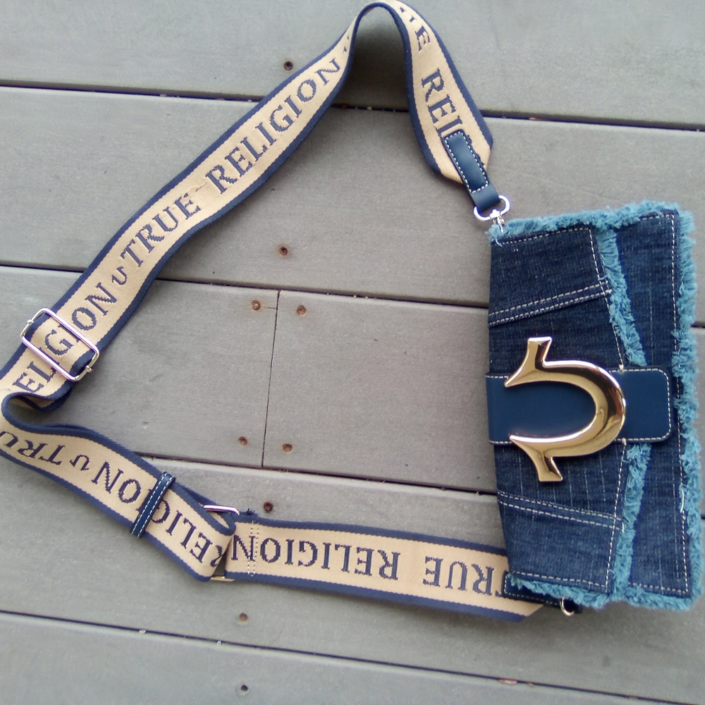 True Religion Blue Crossbody Bag with Gold Accents new no Tag 10" wide 4" high - Picture 5 of 7